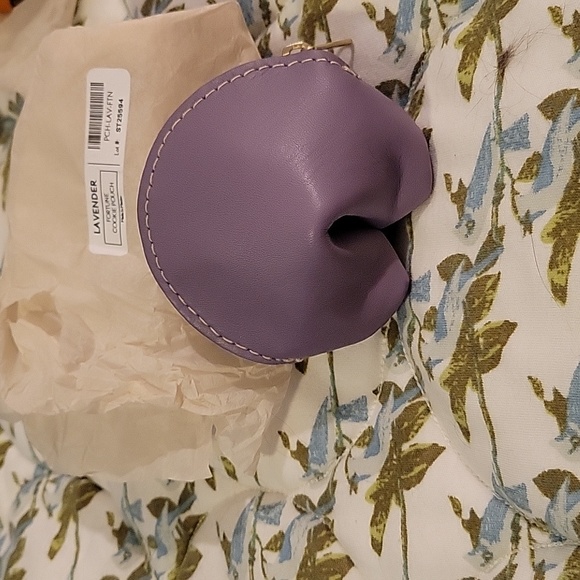 Portland Leather Lavender Fortune Cookie Pouch - Picture 2 of 3